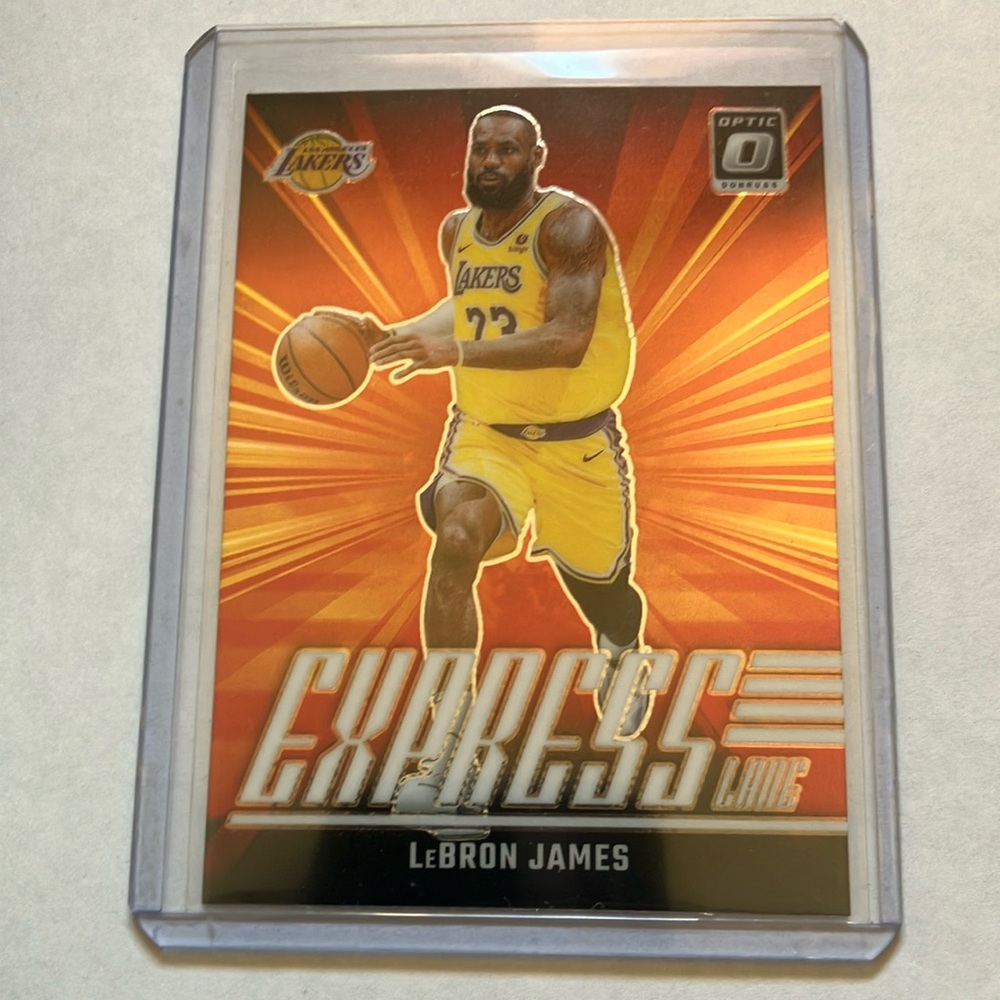 2024-25 Panini LeBron James Express Lane LA Lakers Insert Card NM+